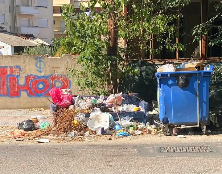 Κομοτηνή: Συχνότερη αποκομιδή απορριμμάτων ζητούν κάτοικοι της οδού Εγνατίας