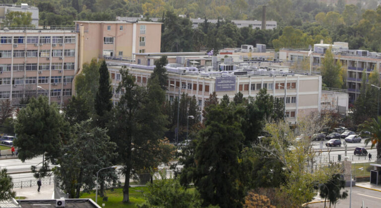 Ένορκη διοικητική εξέταση για το περιστατικό με τον ανελκυστήρα στο νοσοκομείο «Γ. Γεννηματάς»