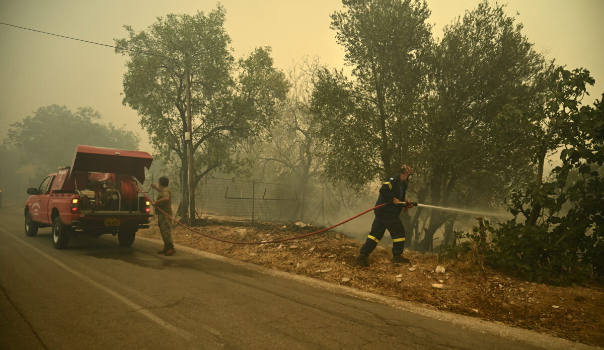 Πολύ υψηλός κίνδυνος πυρκαγιάς τη Δευτέρα (11/8) σε Αττική, Εύβοια, Έβρο – Δείτε ποιες περιοχές κινδυνεύουν