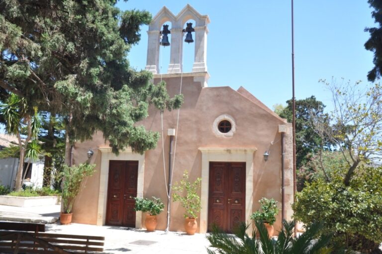 Στην Ιερά Μονή Αγίου Ιωάννη Προδρόμου Χανίων ο Πρωθυπουργός