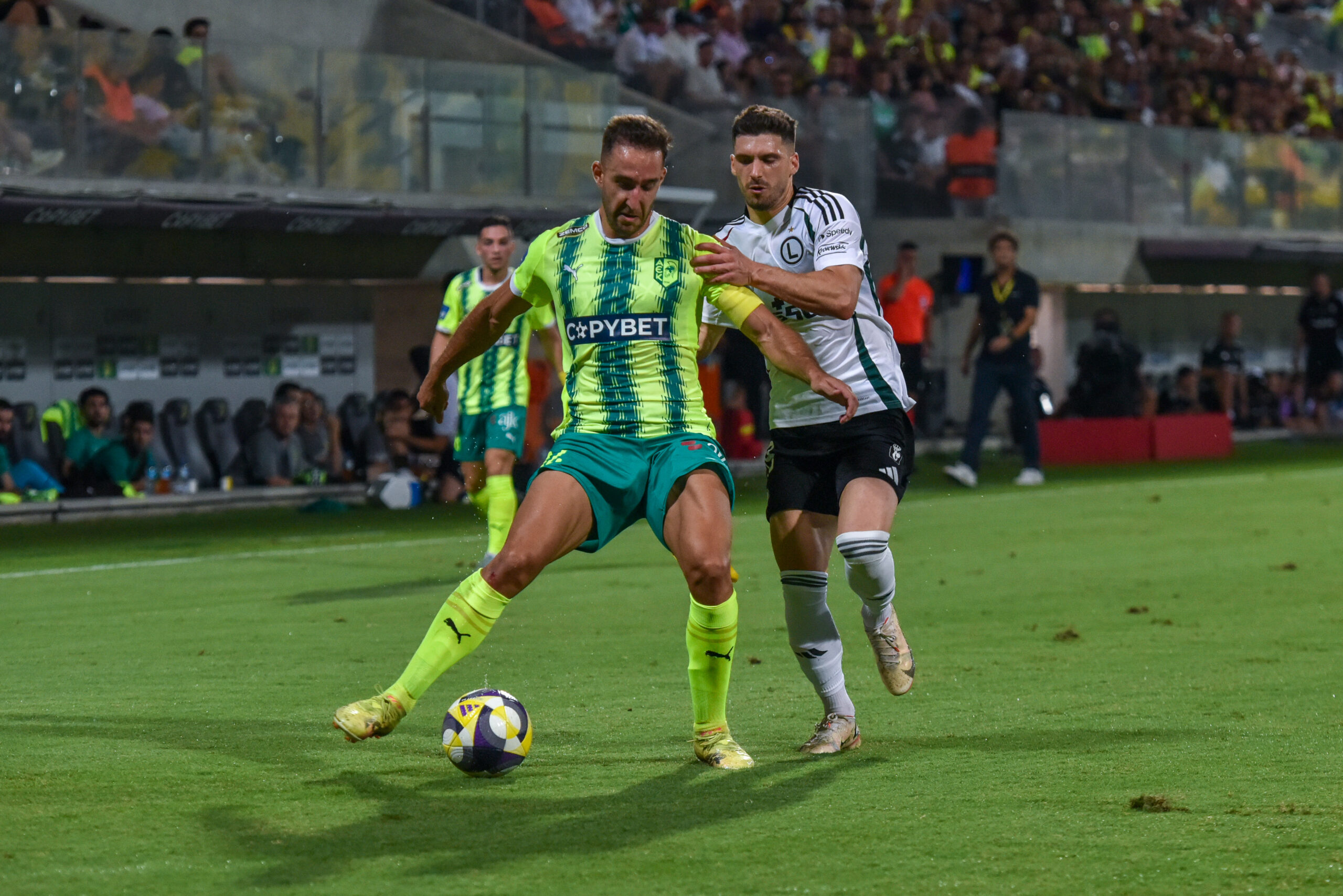 Europa League: Θρίαμβος της ΑΕΚ Λάρνακας επί της Λέγκια (4-1), μεγάλο «διπλό» της Ουτρέχτης επί της Σερβέτ