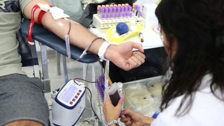 Σοβαρές ελλείψεις αίματος απειλούν ασθενείς με Θαλασσαιμία και Δρεπανοκυτταρική Νόσο – Έκκληση για αιμοδοσία