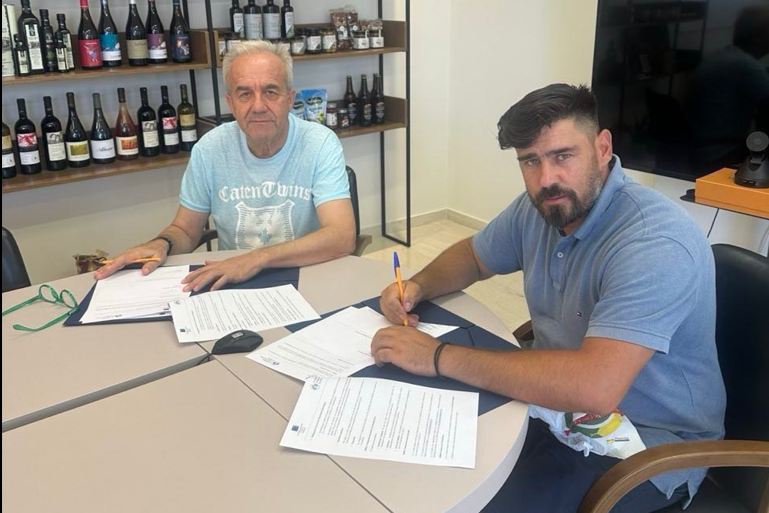 Μνημόνιο συνεργασίας με την Ελληνική Αντικαρκινική Εταιρεία υπέγραψε το ΕΒΕ Ηλείας