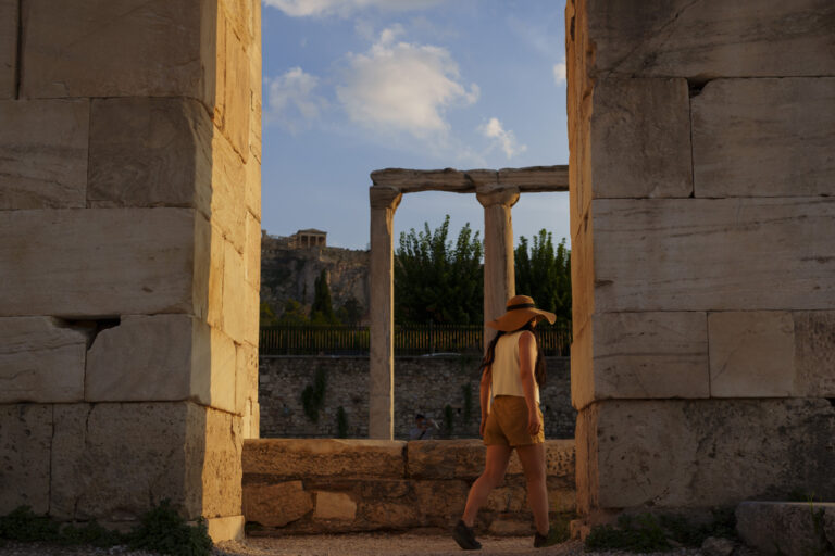 Eυρωπαίοι και Αμερικανοί επιμένουν ελληνικά – Στο εξωτερικό ταξιδεύουν όλο και περισσότεροι Έλληνες