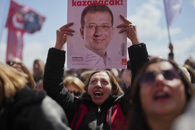 Μπλόκο των τουρκικών αρχών στην επίσκεψη Ευρωπαίων δημάρχων στον Ιμάμογλου 