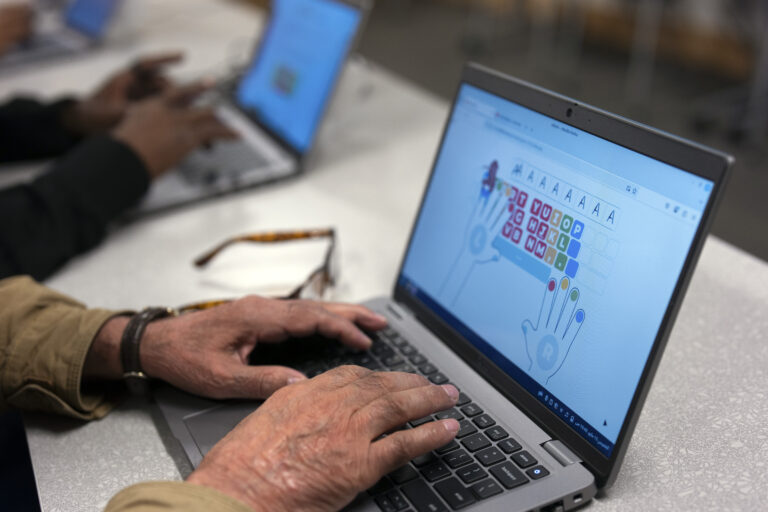 Η τεχνητή νοημοσύνη θα αντικαταστήσει τους ανθρώπους στις θέσεις εργασίας, αλλά τι θα συμβεί μετά;