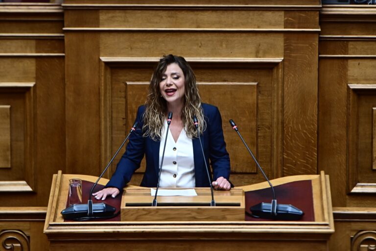 Β. Δάγκα στο Πρώτο: Η κυβέρνηση δίνει δις στους επιχειρηματικούς ομίλους αλλά λογαριάζει ως κόστος τα μέτρα προστασίας των εργαζομένων (audio)