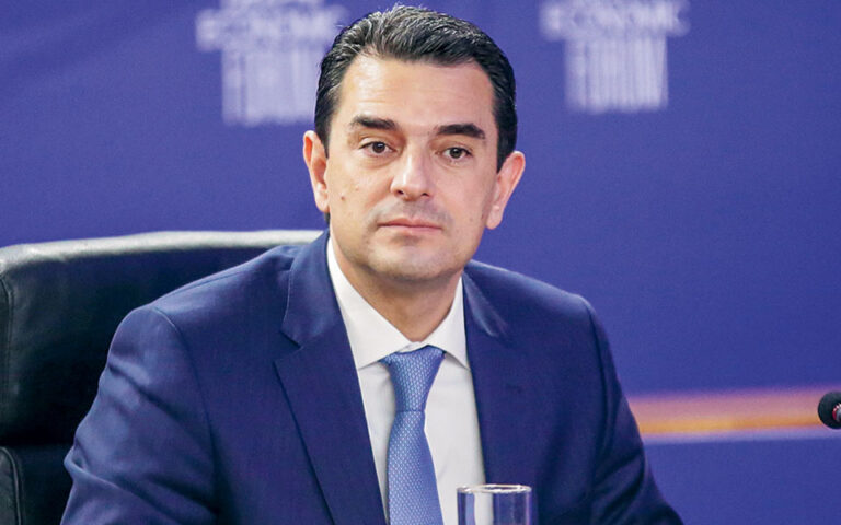 Κ. Σκρέκας στον 102fm της ΕΡΤ3 για τις εξαγγελίες του πρωθυπουργού στη ΔΕΘ: «Θα πει αυτά που μπορεί να αντέξει η ελληνική οικονομία»