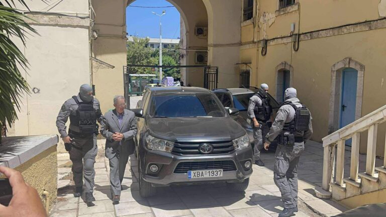 Χανιά: Στον ανακριτή ο γιατρός κατασκήνωσης που κατηγορείται για ασέλγεια σε βάρος ανηλίκων