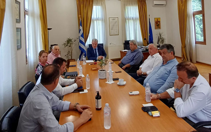Ιωάννινα: Αποκεντρωμένη και δήμαρχοι σε…καλό κλίμα