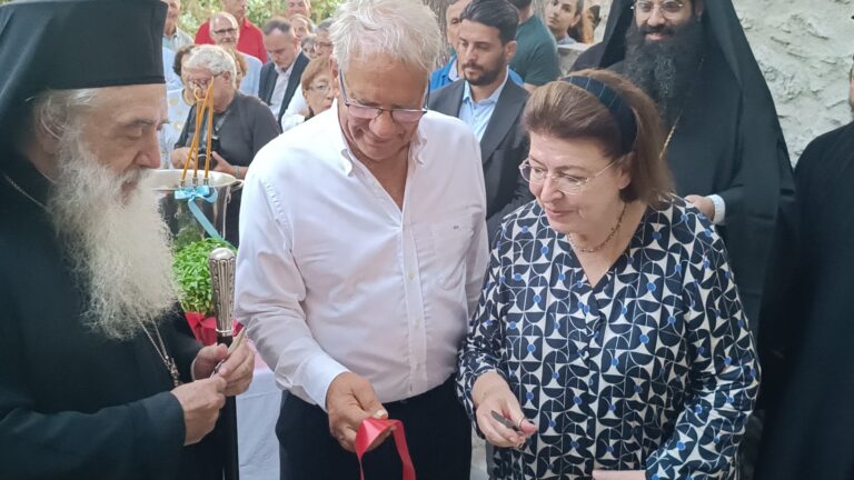 Παρουσία της Υπουργού Πολιτισμού πραγματοποιήθηκαν τα εγκαίνια στη Μεταμόρφωση του Σωτήρος, στο ποτάμι Καρλοβάσου