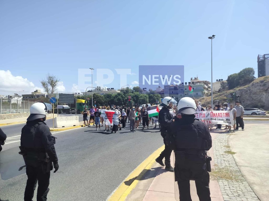 Ηράκλειο: “Θερμή υποδοχή” σε κρουαζιερόπλοιο με Ισραηλινούς τουρίστες