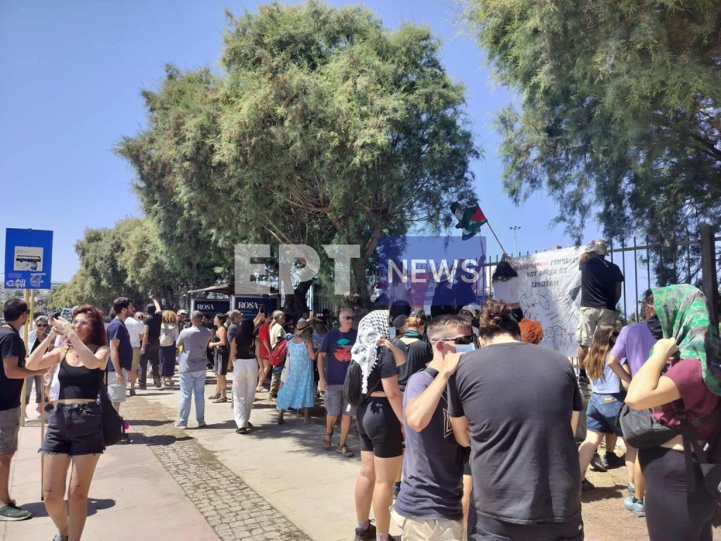 Ηράκλειο: “Θερμή υποδοχή” σε κρουαζιερόπλοιο με Ισραηλινούς τουρίστες
