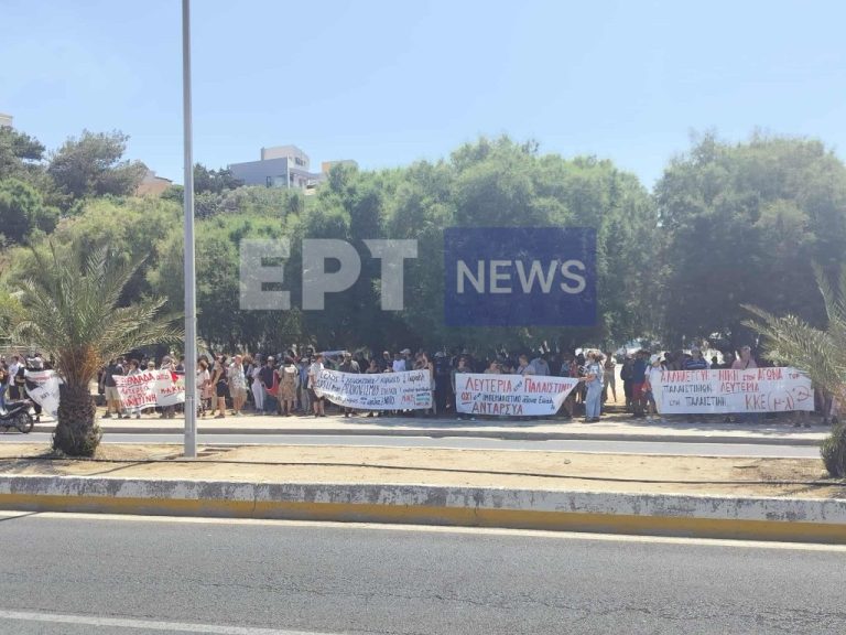 Ηράκλειο: “Θερμή υποδοχή” σε κρουαζιερόπλοιο με Ισραηλινούς τουρίστες
