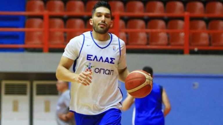 Κασελάκης: «Είναι σημαντική η νοοτροπία που θα έχει η Εθνική στο ξεκίνημα της»