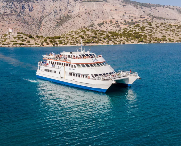 Ρόδος: Βλάβη σε επιβατηγό καταμαράν πριν τον απόπλου – Απαγόρευση απόπλου από το Λιμεναρχείο