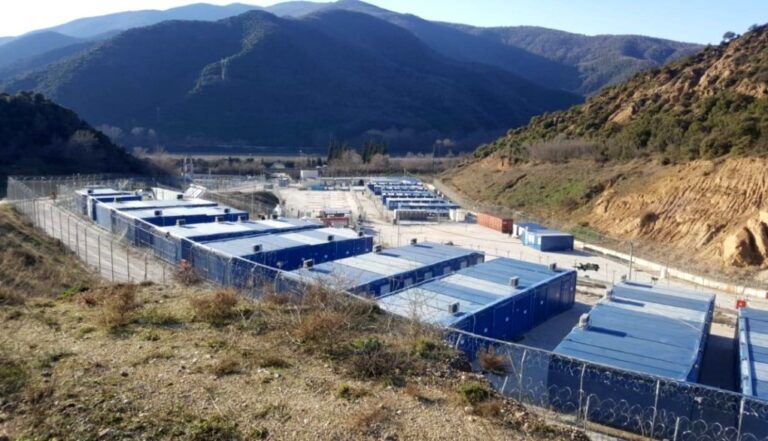 Ένωση Αστυνομικών Υπαλλήλων Σερρών: “Επικίνδυνη η Δομή Μεταναστών στο Κλειδί”