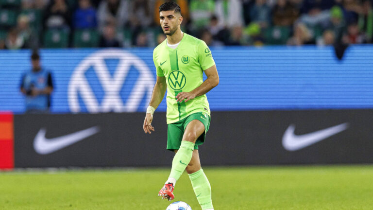 Λίβερπουλ και Τότεναμ «βλέπουν» τον Κουλιεράκη της Βόλφσμπουργκ