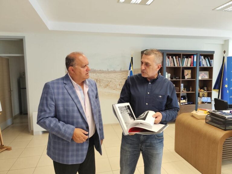 Στην Περιφέρεια Θεσσαλίας ο πρόεδρος του Ελληνοαμερικανικού Ινστιτούτου