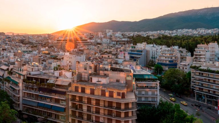 Αύξηση στη ζήτηση και προσφορά βραχυχρόνιων μισθώσεων στην Ελλάδα.