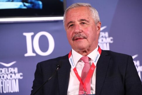 Ραγδαίες εξελίξεις – Στις ΗΠΑ Μαδούρο και… Βενεζουέλα – Επίδειξη ισχύος από Τραμπ και προειδοποίηση προς Κολομβία και Κούβα