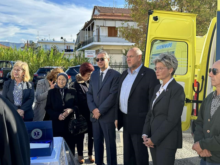 Έφυγε από τη ζωή η γιαγιά αγρότισσα που είχε δωρίσει ένα ασθενοφόρο στο Νοσοκομείο Μεσολογγίου