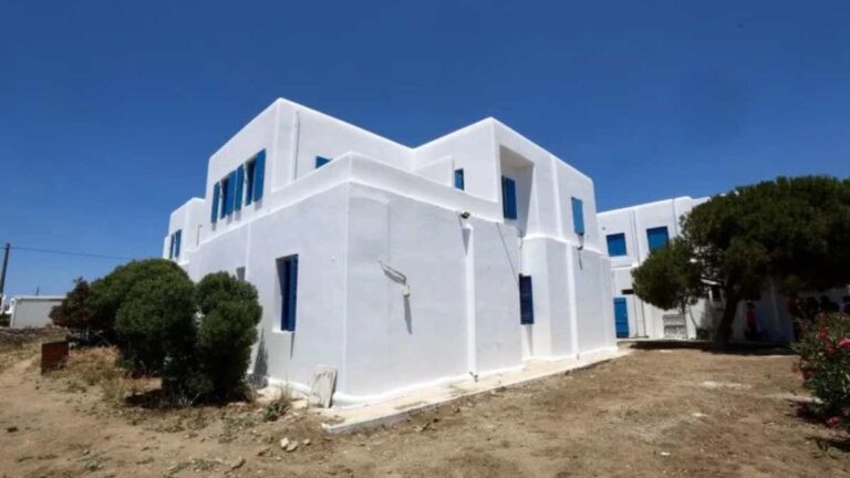 Στέγαση ιατρικού προσωπικού σε τουριστικές περιοχές: Οι πρωτοβουλίες του υπουργείου Υγείας και η λύση της Μυκόνου