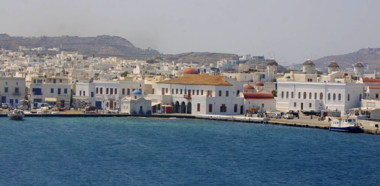 Σύλληψη δύο αλλοδαπών για διακίνηση ναρκωτικών στη Μύκονο