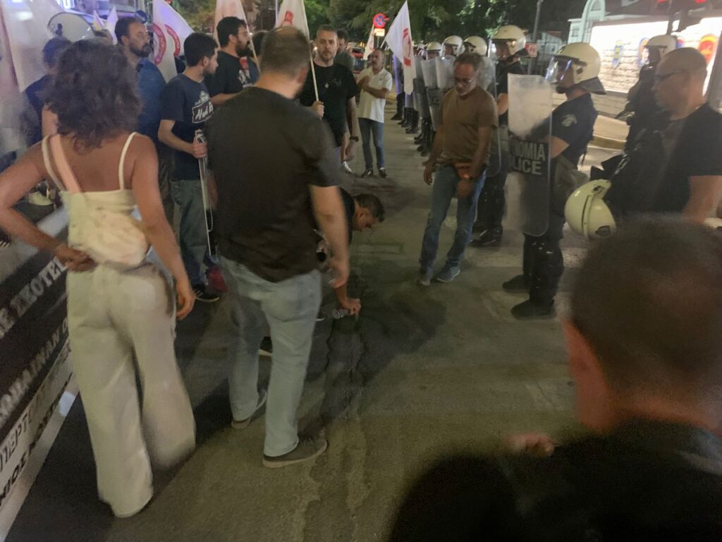 “Να σταματήσει η σφαγή στη Γάζα” το μήνυμα συλλαλητηρίου φορέων της Λάρισας
