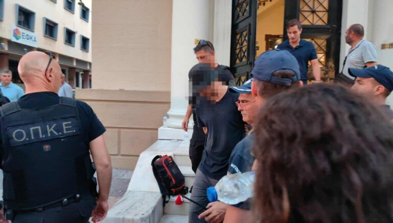 Απολογούνται αύριο Σάββατο και μεθαύριο Κυριακή οι τρεις συλληφθέντες που κατηγορούνται για εμπρησμό στην Πάτρα