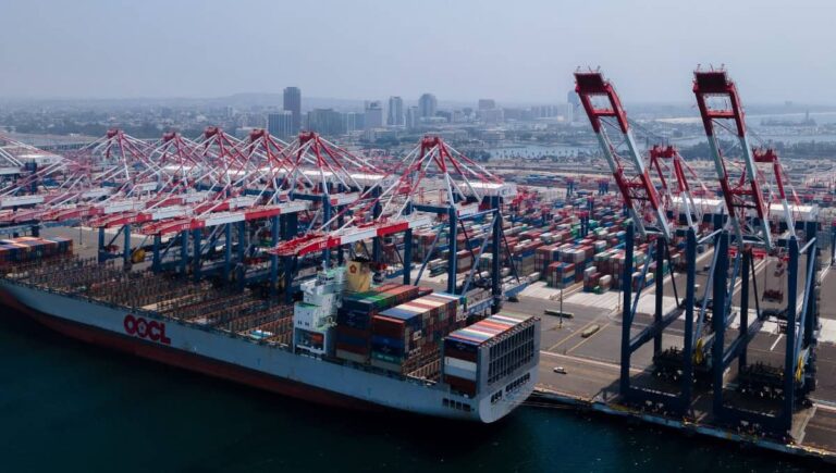 Reuters: Οριστικός ο δασμός 15% των ΗΠΑ στα προϊόντα της ΕΕ
