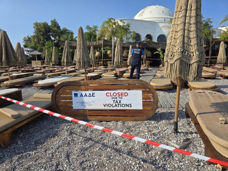 Λουκέτο 48 ωρών και πρόστιμο 10.500 ευρώ σε παραλιακό εστιατόριο στην Ρόδο