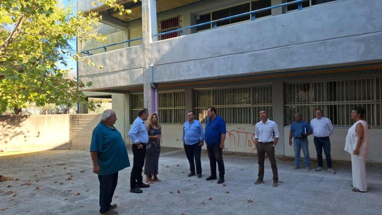 Καλαμάτα: Σε πλήρη εξέλιξη παρεμβάσεις σε σχολεία – Αυτοψία του Δημάρχου και διαδοχικές συσκέψεις ενόψει της νέας χρονιάς