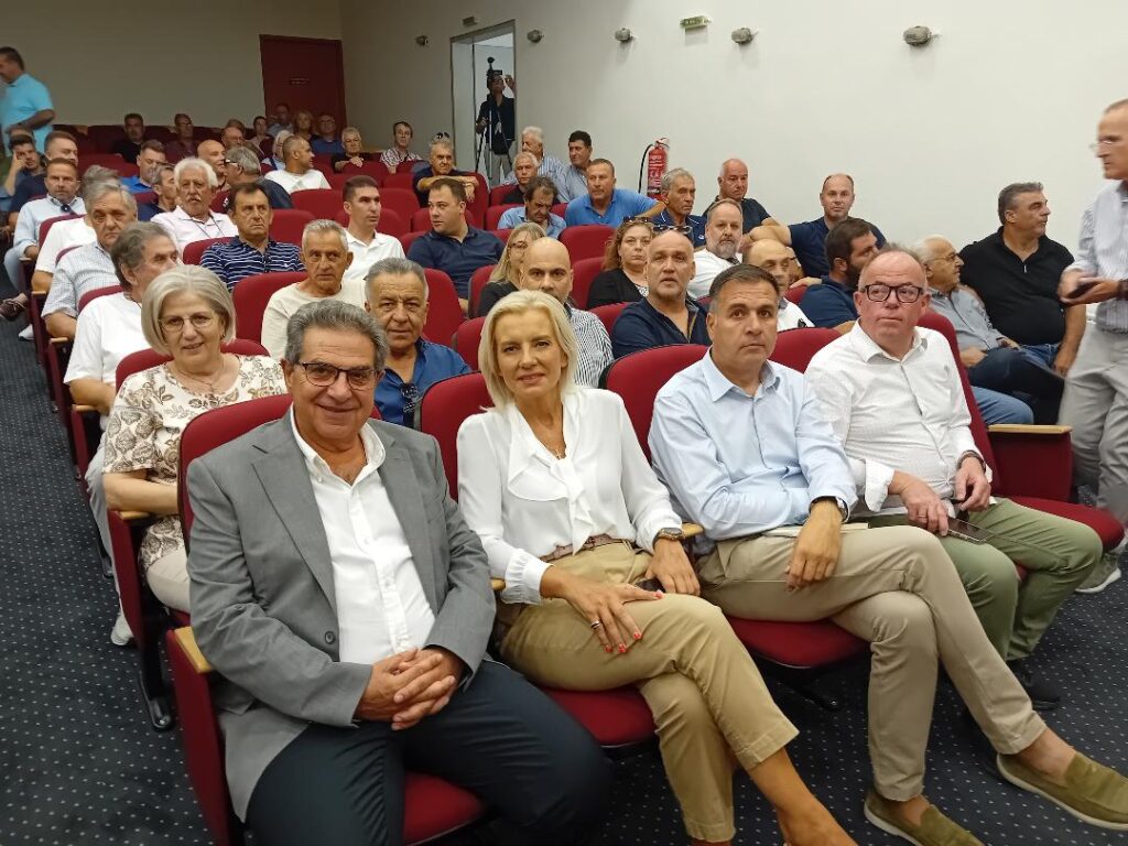 Υπογράφηκαν οι συμβάσεις των αρδευτικών δικτύων ΤΟΕΒ Ταυρωπού και Υπέρειας-Ορφανών