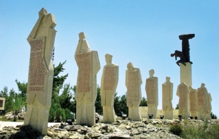 Εκδηλώσεις τιμής και μνήμης για τα θύματα της ναζιστικής κατοχής στη λεκάνη της Εμπάρου
