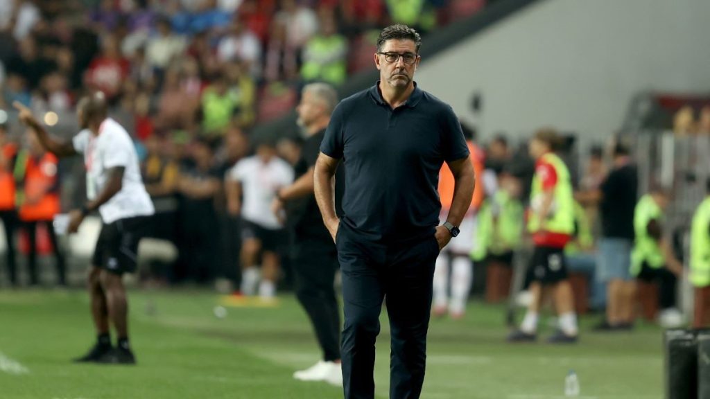 Βιτόρια: «Ανεβήκαμε επίπεδο στην Ευρώπη, δε θέλω να μιλήσω για τον Ιωαννίδη»