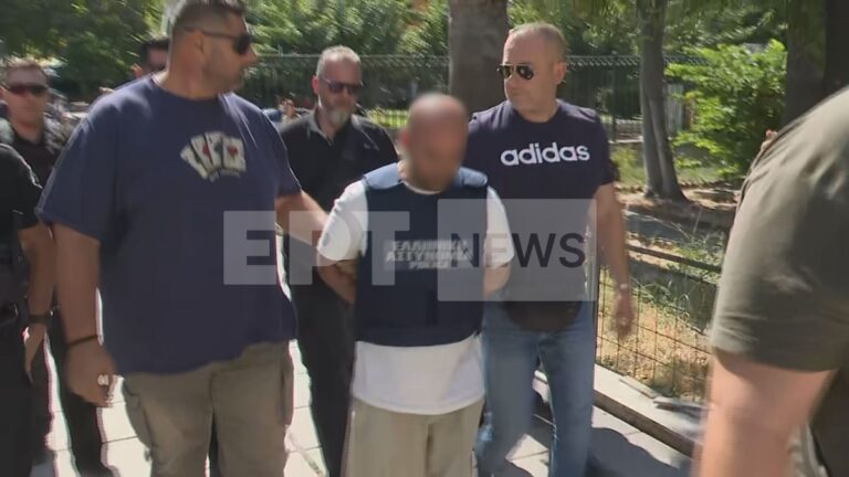 Για ανθρωποκτονία από πρόθεση διώκεται ο 40χρονος συζυγοκτόνος του Βόλου – Την Τρίτη η απολογία του