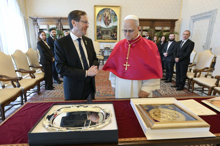 Στο Βατικανό ο πρόεδρος του Ισραήλ Ισαάκ Χέρτσογκ – Συναντήθηκε με τον Πάπα Λέοντα ΙΔ’