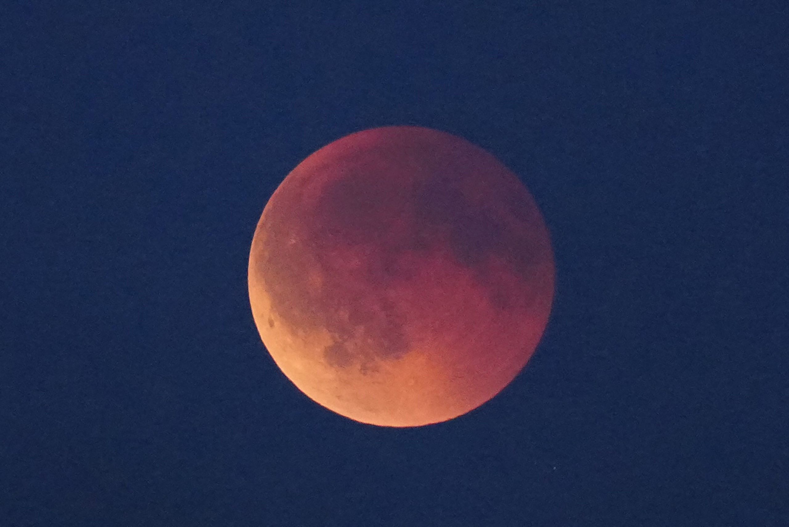 Total lunar eclipse and Blood Moon