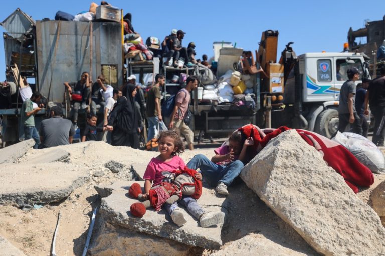 Ομάδα σοβαρά άρρωστων παιδιών από τη Γάζα στο Ηνωμένο Βασίλειο για ιατρική φροντίδα τις προσεχείς εβδομάδες