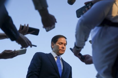 Χανταϊός: Αγκυροβολεί στην Τενερίφη το κρουαζιερόπλοιο – «Δεν θα συναντήσετε επιβάτες» διαβεβαίωσε ο ΠΟΥ τους ντόπιους