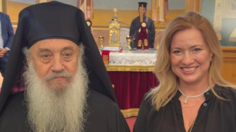 Η Μάιρα Μυρογιάννη στην τελετή ενθρονίσεως του νέου Μητροπολίτου Αργυροκάστρου
