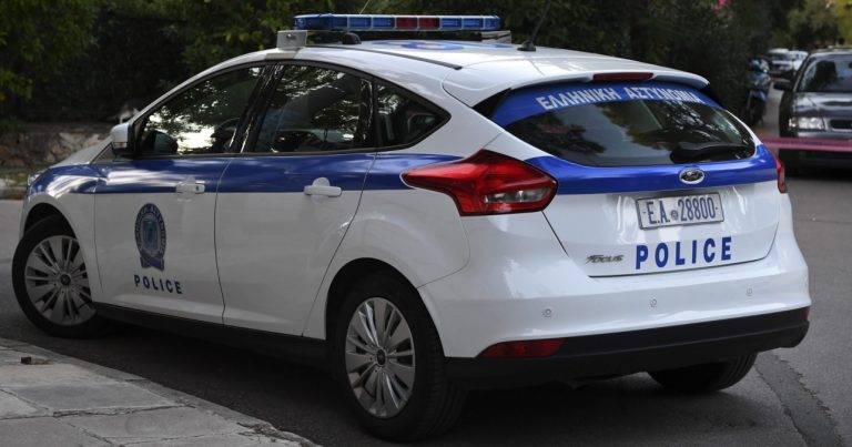 Εξάρθρωση κυκλώματος για απάτες με επιστροφή ΦΠΑ – Κατασχέθηκαν 500.000 ευρώ, 17 συλλήψεις, ανάμεσά τους λογιστές