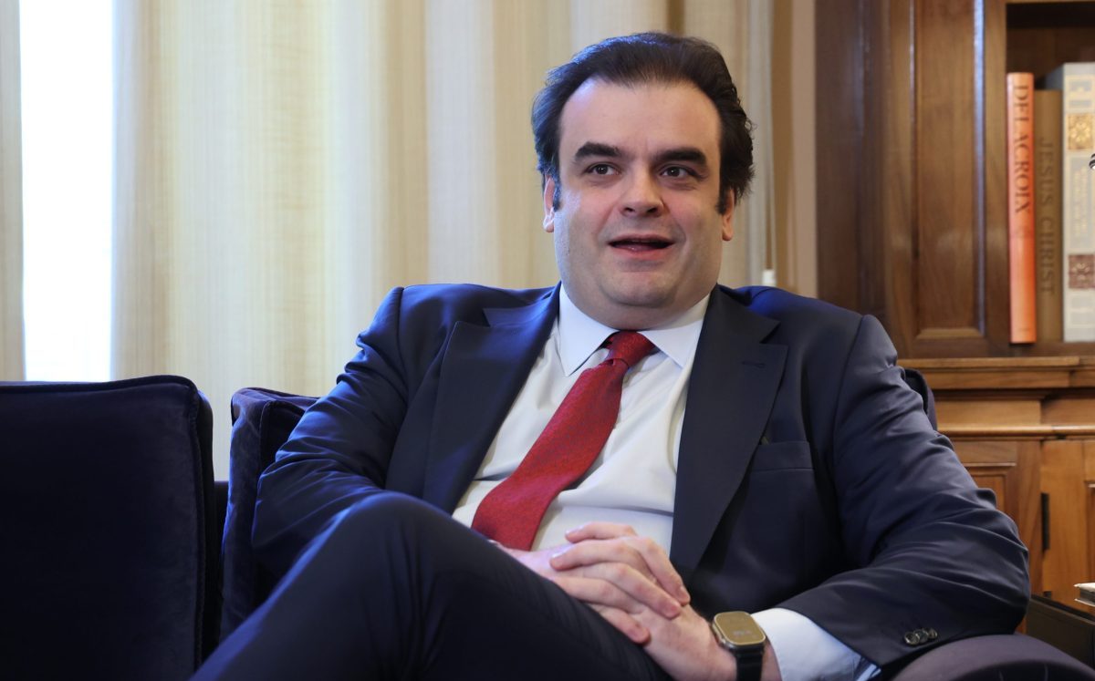 ÓÕÍÁÍÔÇÓÇ ÔÏÕ ÐôÄ ÊÙÍÓÔÁÍÔÉÍÏÕ ÔÁÓÏÕËÁ ÌÅ ÔÏÍ ÕÐÏÕÑÃÏ ÅÈÍÉÊÇÓ ÏÉÊÏÍÏÌÉÁÓ ÊÁÉ ÏÉÊÏÍÏÌÉÊÙÍ ÊÕÑÉÁÊÏ ÐÉÅÑÑÁÊÁÊÇ