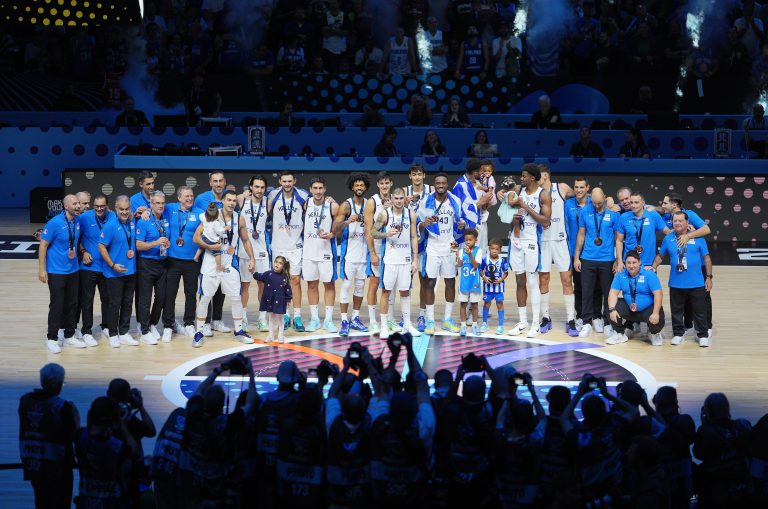 Eurobasket 2025: Όλη η Ελλάδα πανηγύρισε το χάλκινο μετάλλιο