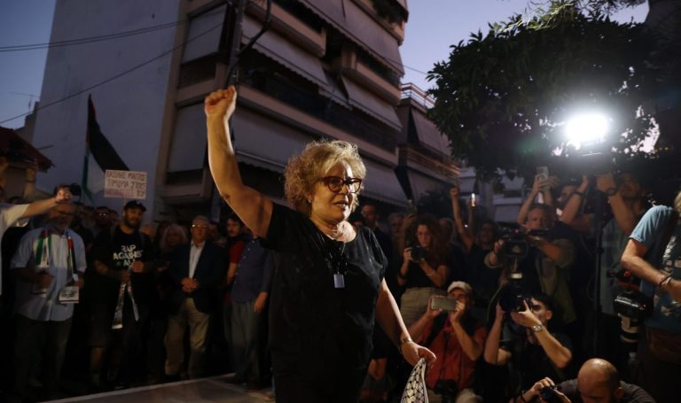«Ο Παύλος ζει, δεν ξεχνάμε»:  Μεγαλειώδεις συγκεντρώσεις, ηχηρή απάντηση στον φασισμό για τα 12 χρόνια από τη δολοφονία του Φύσσα