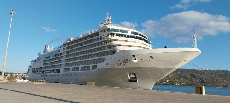 Χανιά: Συνεχίζονται οι αφίξεις κρουαζιερόπλοιων στο λιμάνι της Σούδας
