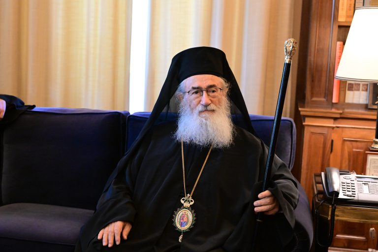 Αποστάσεις του Πατριαρχείου Ιεροσολύμων από τον Αρχιεπίσκοπο Δαμιανό: Ανάρμοστη και αντιεκκλησιαστική η ανακοίνωσή του – Δεν συμβαδίζει με τη διαδρομή του