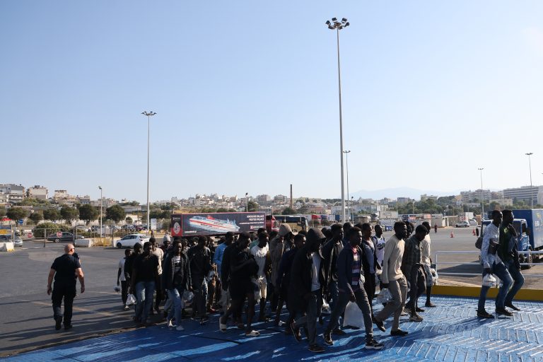 Νέα επιχείρηση διάσωσης τα ξημερώματα νότια της Γαύδου – 69 άτομα επέβαιναν σε λέμβο και εντοπίστηκαν από τη Frontex