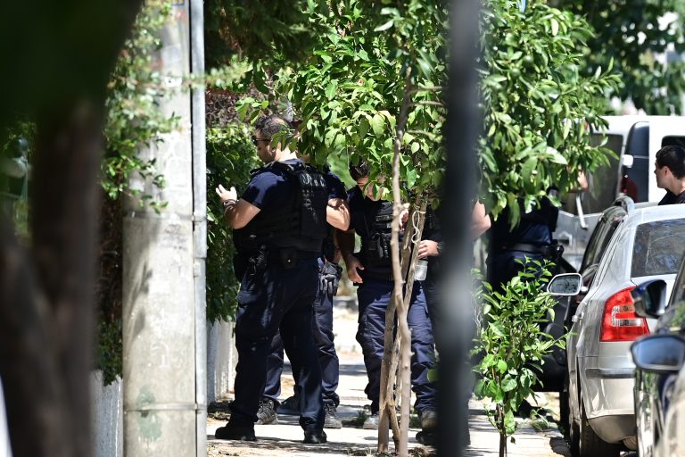 Συλλήψεις αλλοδαπών στα Εξάρχεια για κλοπές: Στόχευαν σταθμευμένα οχήματα και χαλκοσωλήνες